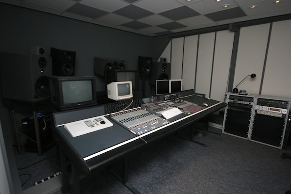 Licensed To Iii. Recording Studio 3